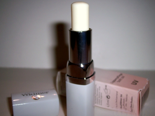 WIDMER stick soin des lèvres UV 10 légèrement parfumé.