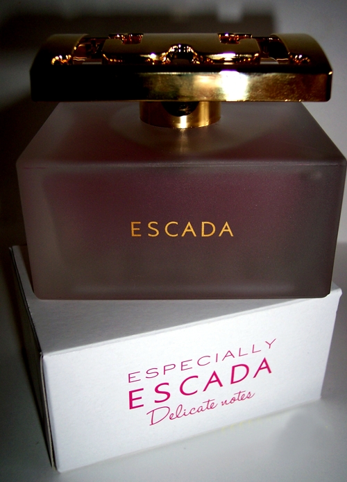 especially Escada flakon