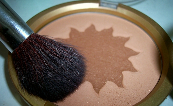 bronzing powder