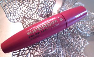 Manhattan “Yes, we doll!” SUPERSIZE False Lash Look Mascara