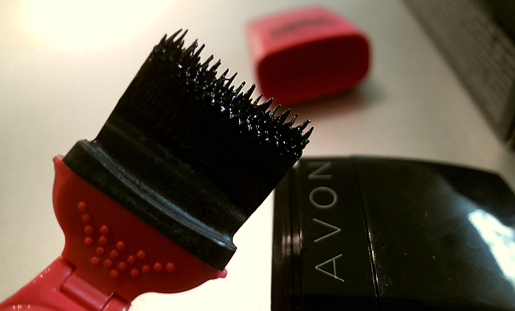 AVON mega effects mascara