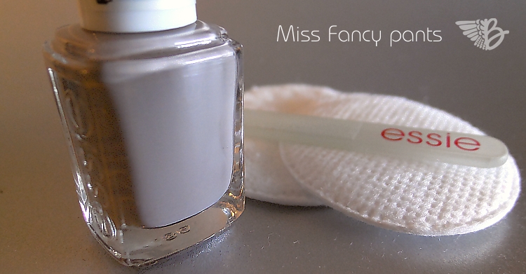 ESSIE Miss Fancy Pants bzw. Chinchilly