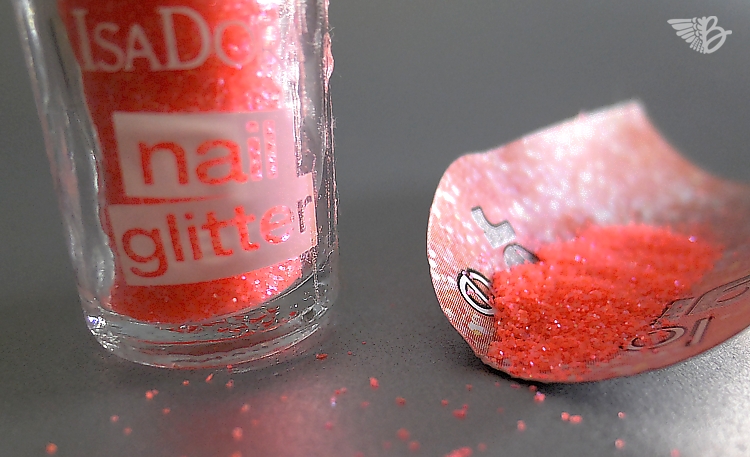 IsaDora Neon Glitter Nails