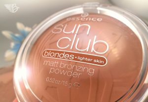 essence – sun club matt bronzing powder (01 natural)