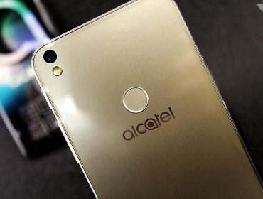 alcatel-shinelite-smartphone-backside